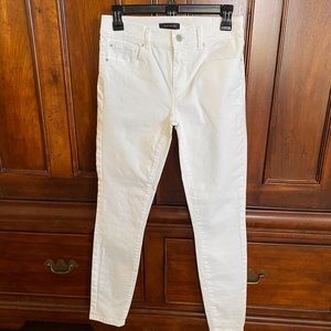 Ann Taylor White Skinny Jeans size 0 NWOT!